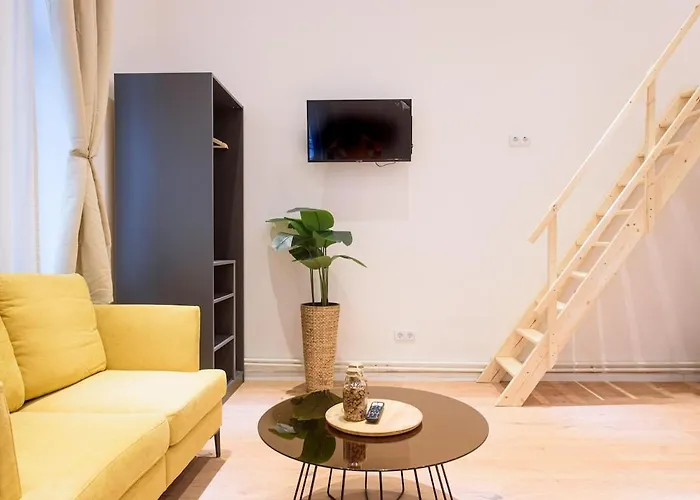 Luxurious, Spacious Berlin