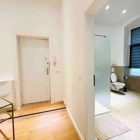 Grosszuegiges Apartment Naehe Hauptbahnhof Fuer 4 Gaeste * Berlin